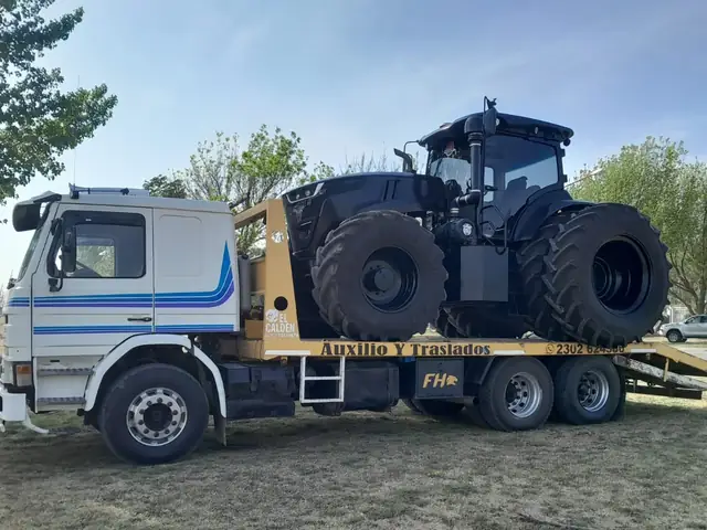 Transporte de tractor de gran porte